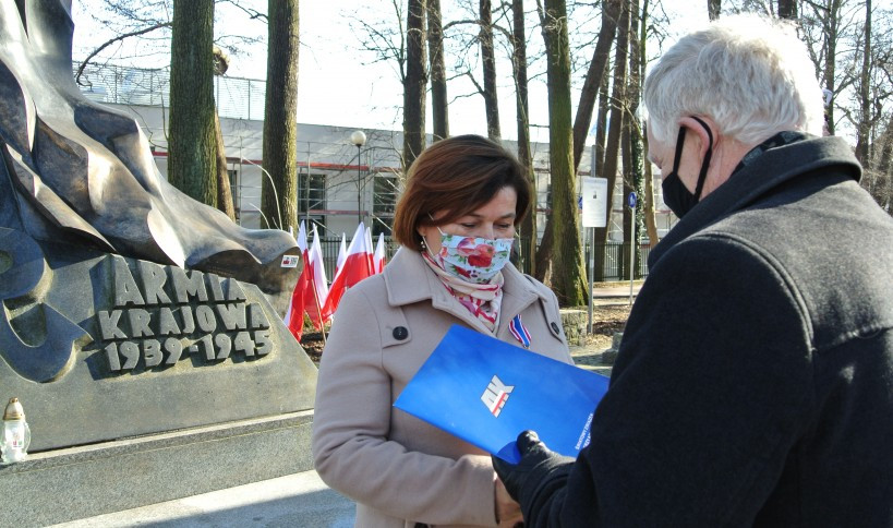 LOTOS wspiera polskich kombatantów